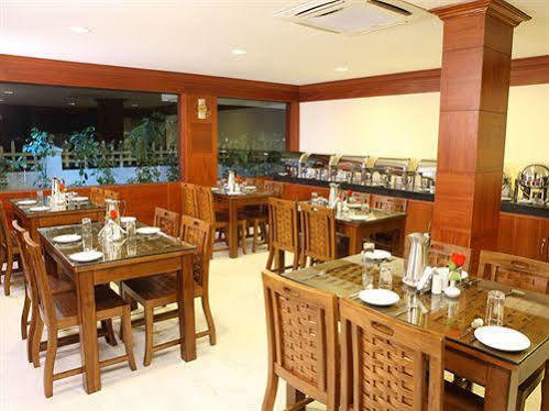 Meenakshi'S Sunshine Hotel Madurai Esterno foto